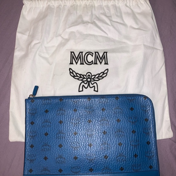 Authentic: MCM Visetos Medium Pouch Clutch Bag - Picture 3 of 7